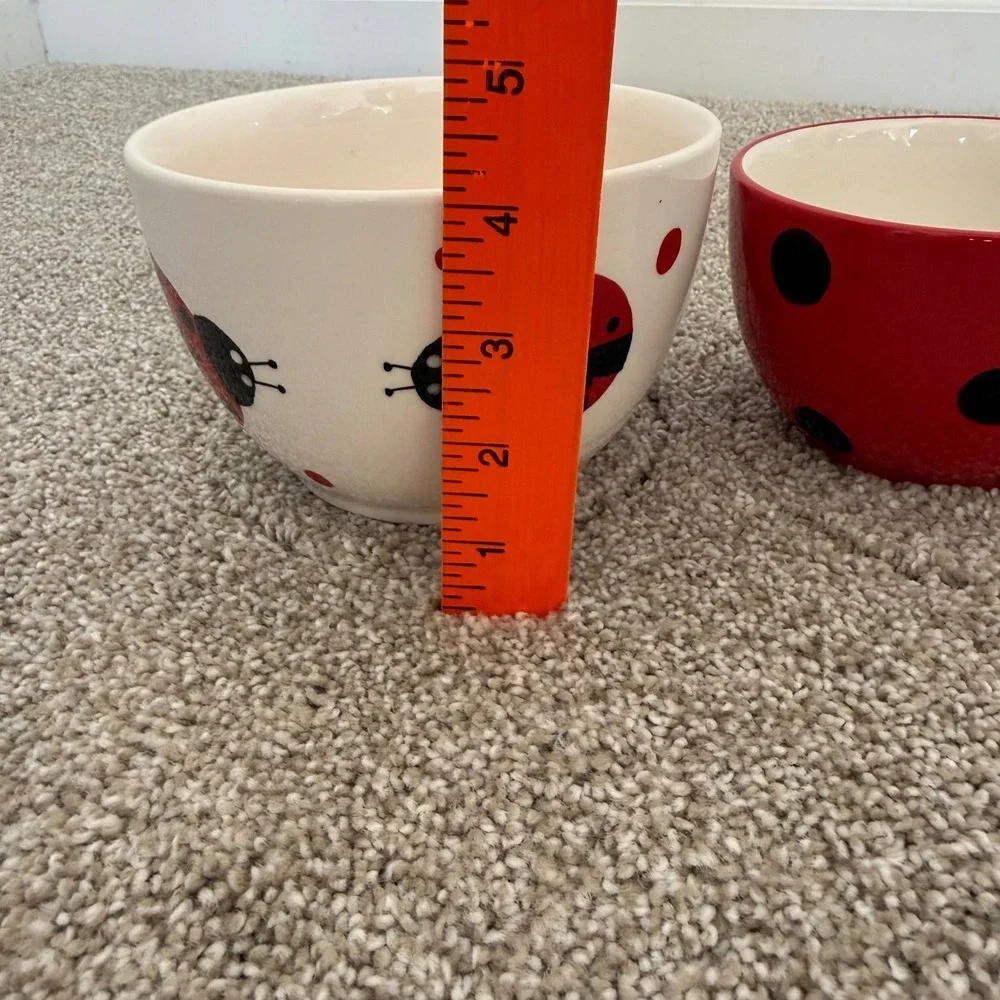 Boston Warehouse Trading Co. Ladybug Set of 3 Small Bowls Ref White Poka Dots‎